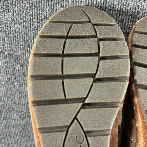 NEW b.o.c Women's Addi Round Toe Bootie Taupe - Picture 6 of 11